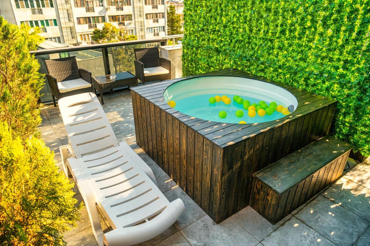 Bg Palace Hotel Tbilisi Luaran gambar