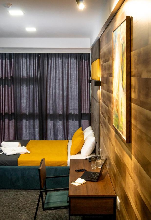 Bg Palace Hotel Tbilisi Luaran gambar