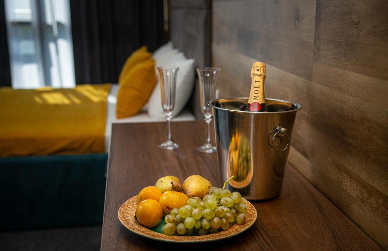 Bg Palace Hotel Tbilisi Luaran gambar